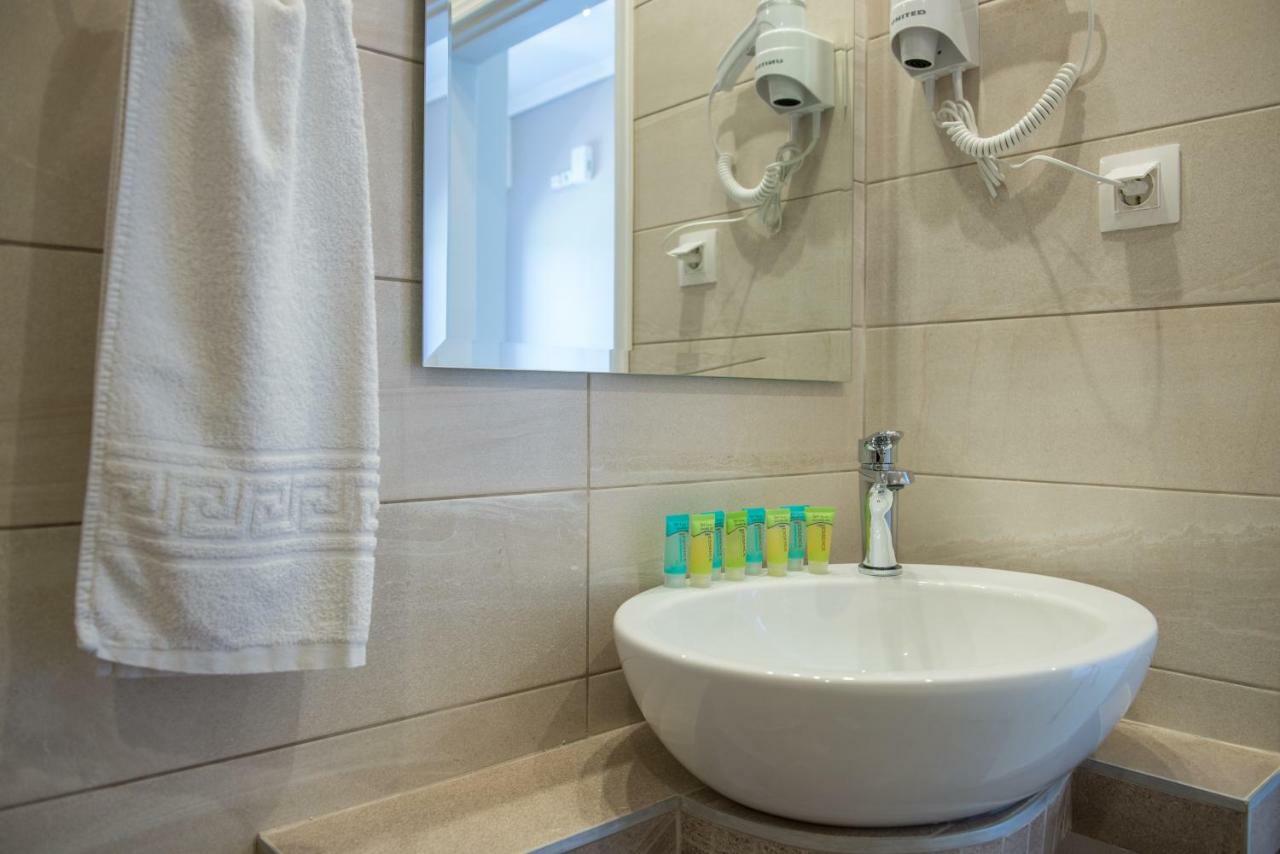Georgalas Rest Apartments Nea Kallikrateia ภายนอก รูปภาพ